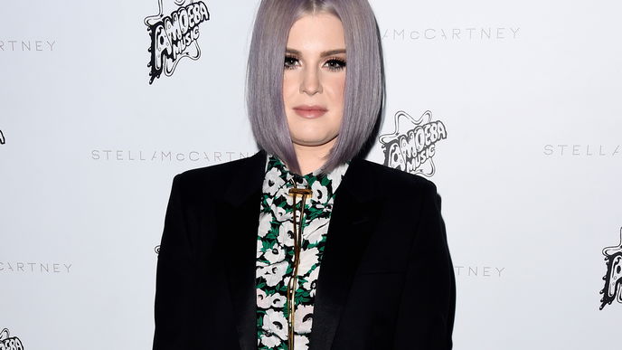 Kelly Osbourne hat sich bei Starbucks in die Hose gemacht