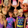 Dieses Model sieht aus wie eine Barbiepuppe