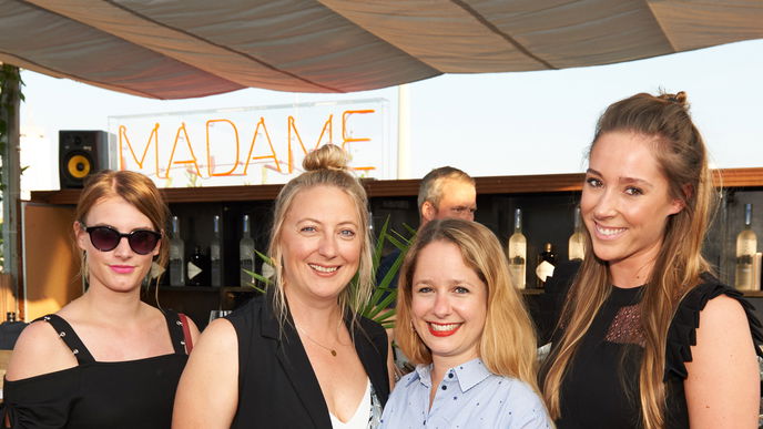 Sara Essing, Caro Deutsch, Cindy Westermeier und Carina Burdenski