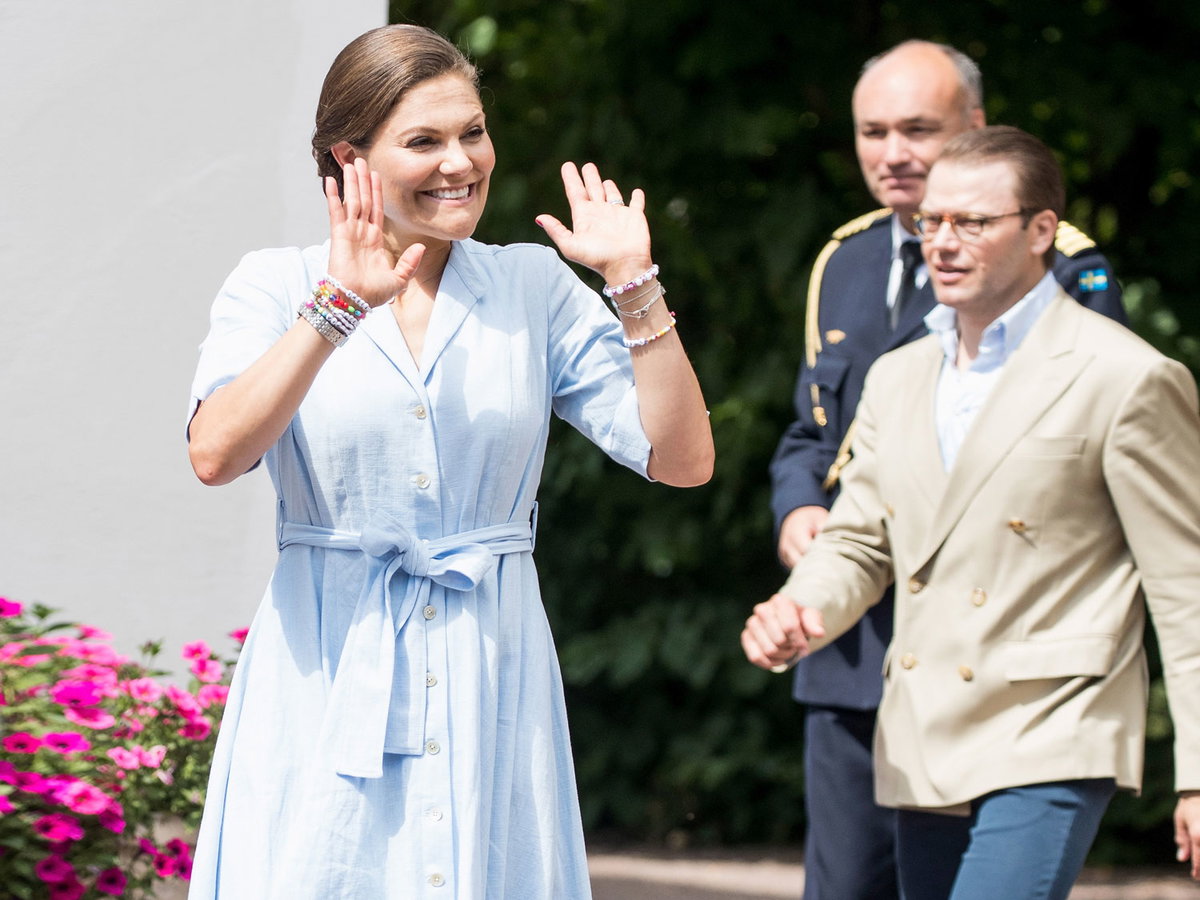 Victoria von Schweden trägt Schuhe von H&M