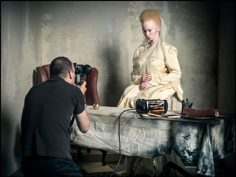 4-THANDO_HOPA,_TIM_WALKER