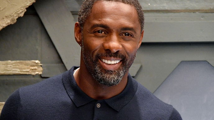 Idris Elba hat den "schönsten Hintern" Englands