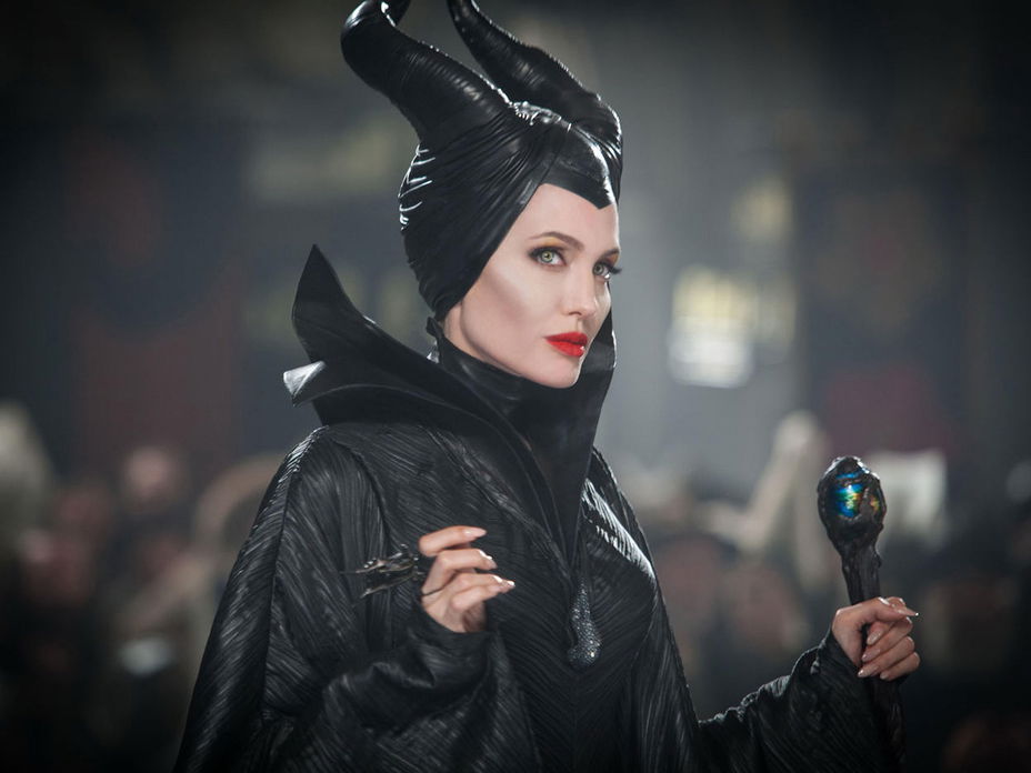 Angelina-Jolie-Malefincent