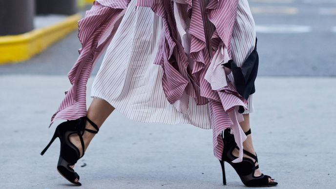 Studie: Männer sind netter zu Frauen, die High Heels tragen