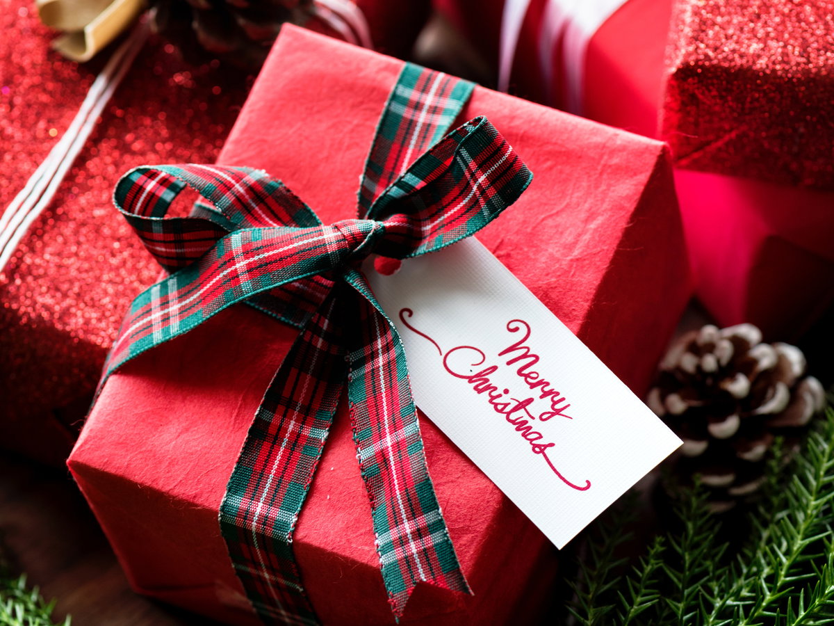 weihnachten_geschenke_unsplash_rawpixel-com-445797_1500x2000