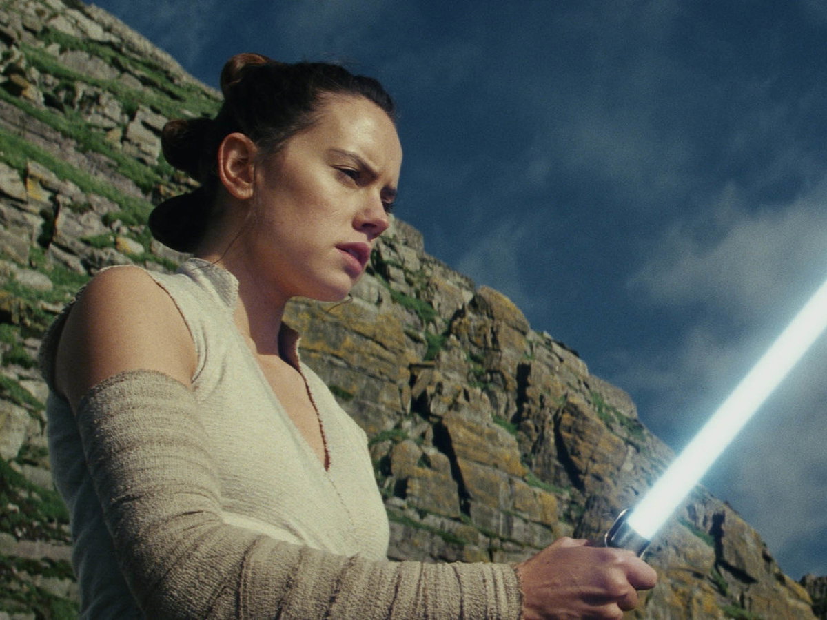 daisy_ridley_rey_ddp_08478462_1200x630