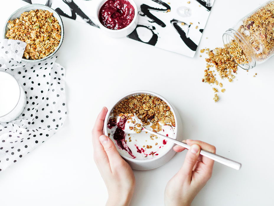 frau-mischt-oats