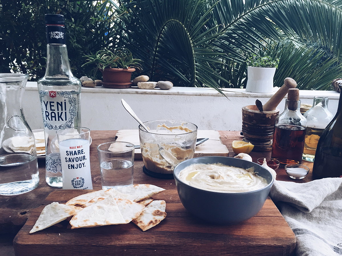 Yeni-Raki_Hummus