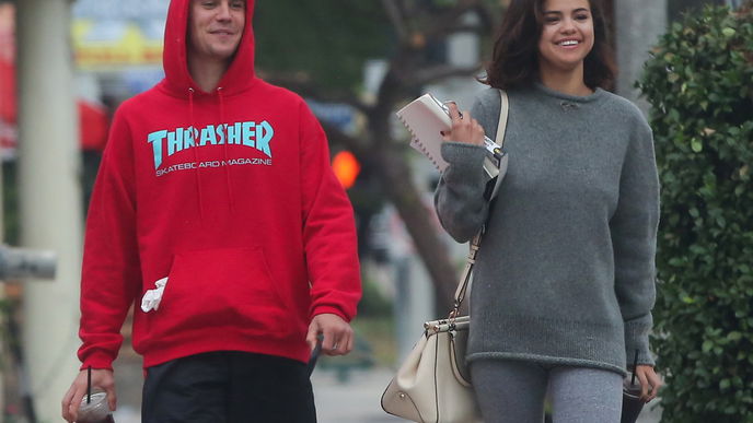 So süß bestätigt Selena ihre Liebe zu Justin 