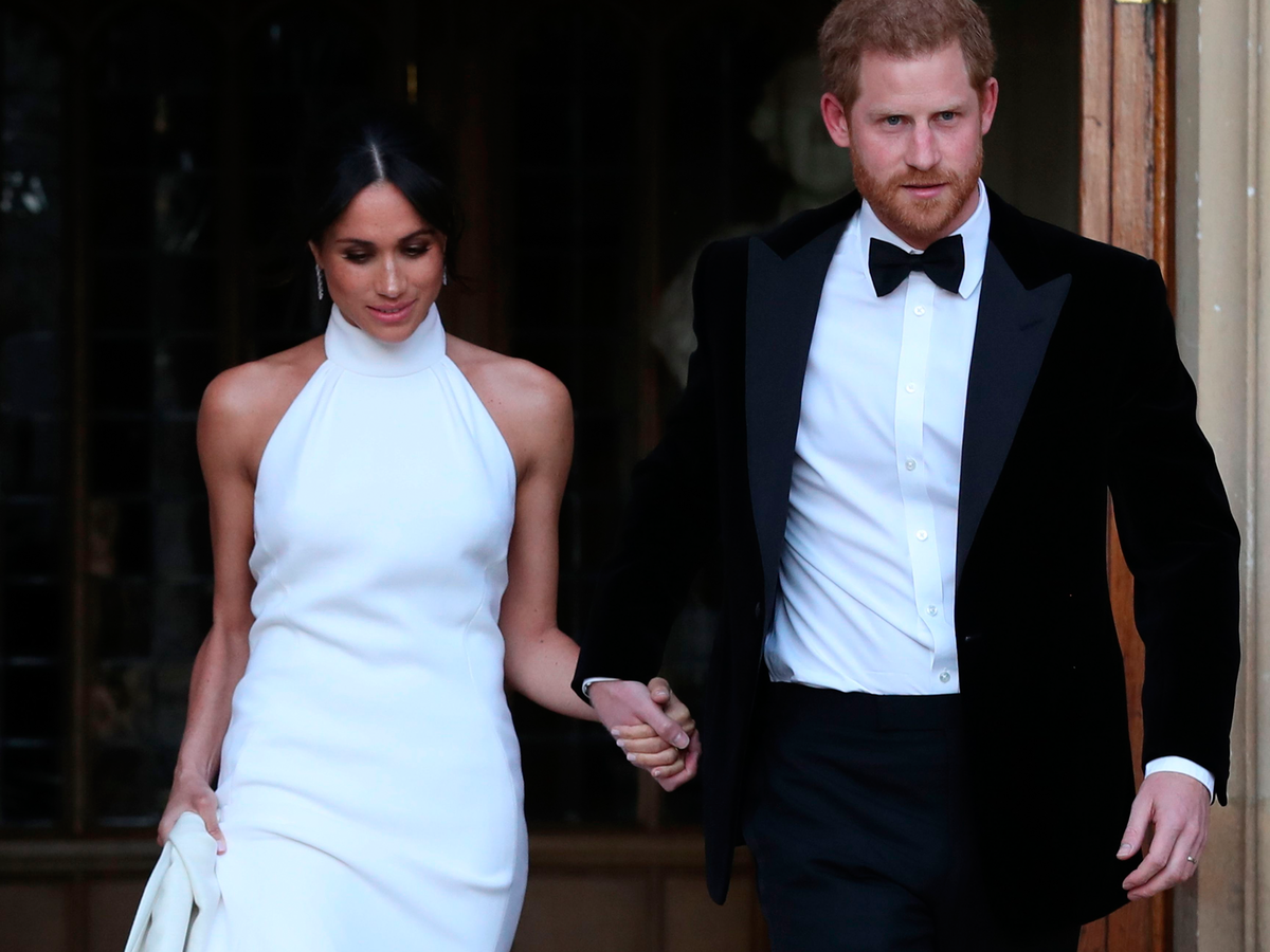 meghan-markle-stella-mccartney-wedding-dress-prince-harry