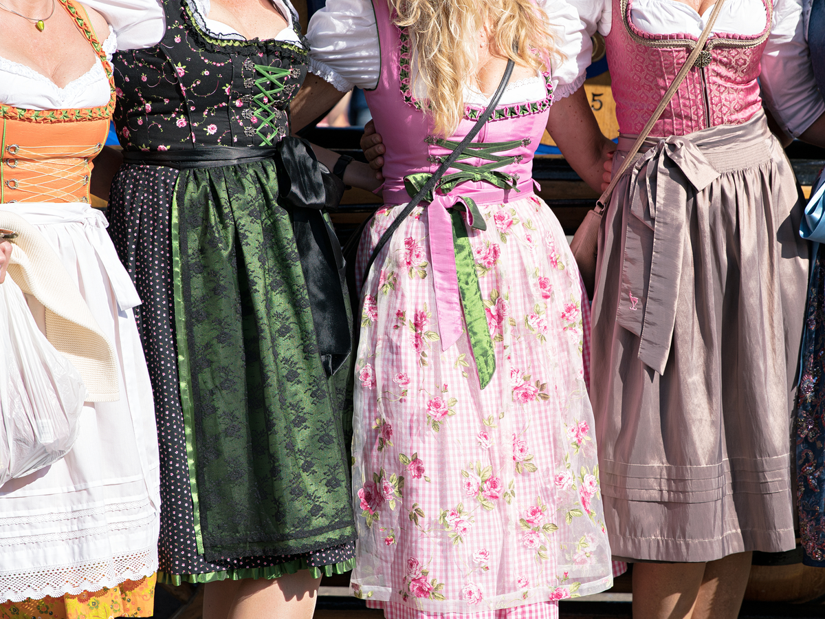 lidl-dirndl-oktoberfest-disocunter