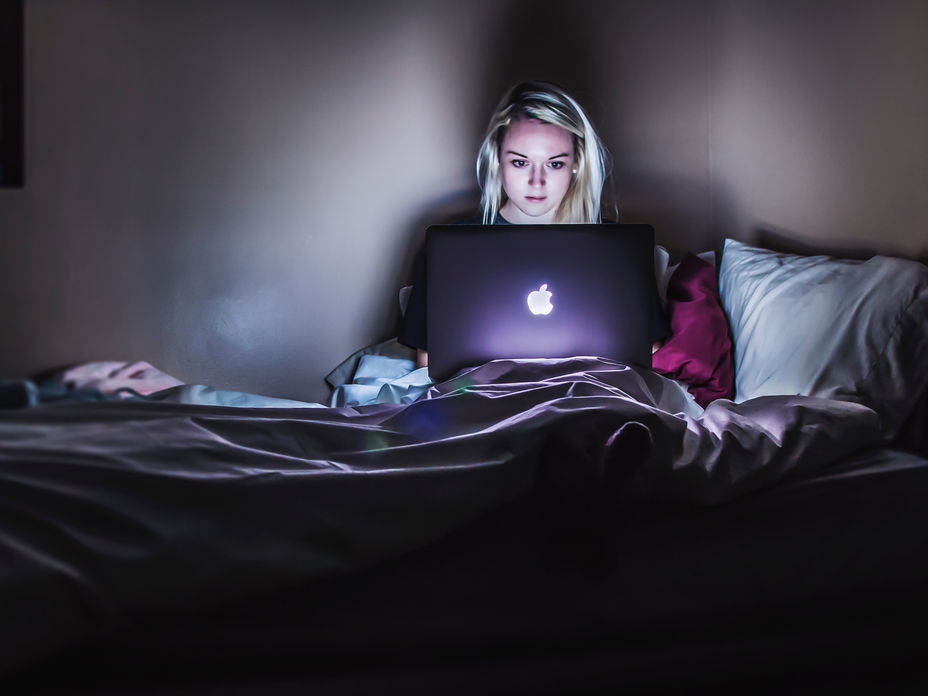 binge-watching-netflix-sucht-gefahr-studie