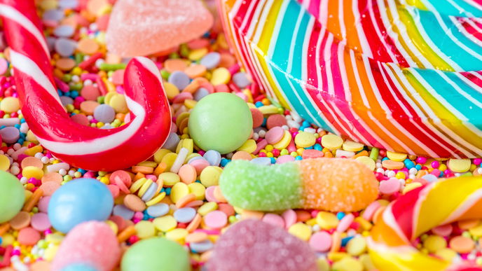 Kalorientabelle für schnelle Snacks und Schokoriegel
