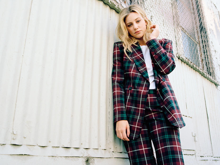 lili-reinhart