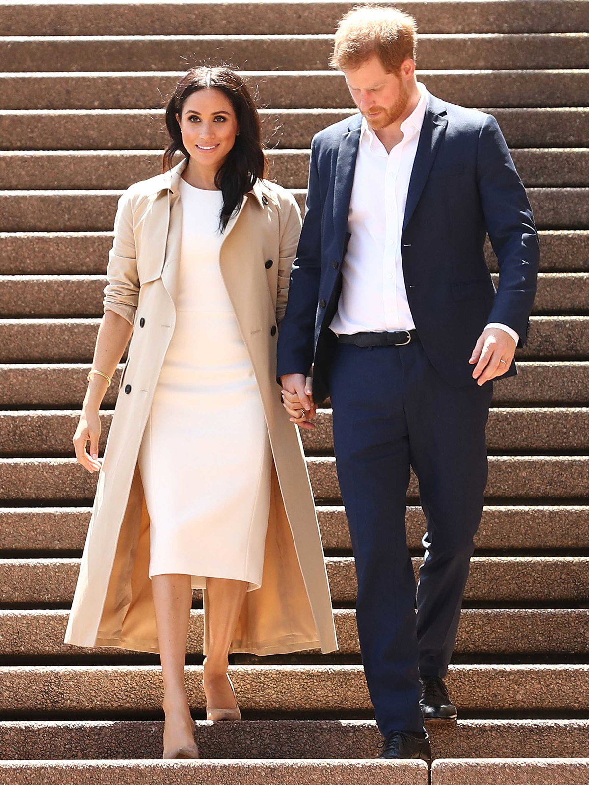 Meghan Markle zeigt zum ersten Mal ihren Babybauch