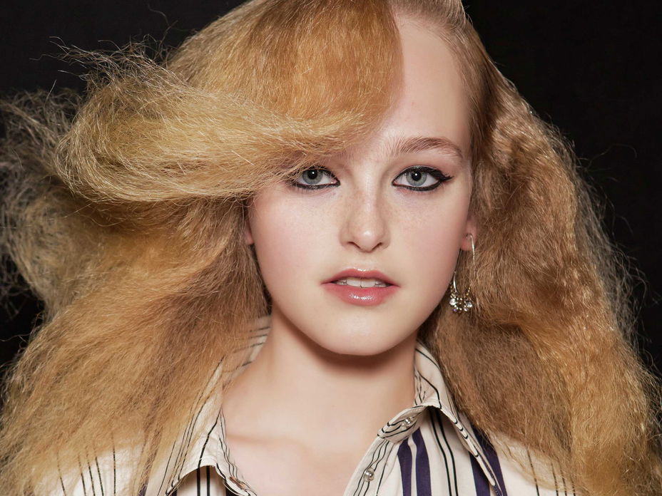 Krauses, krisseliges Haar