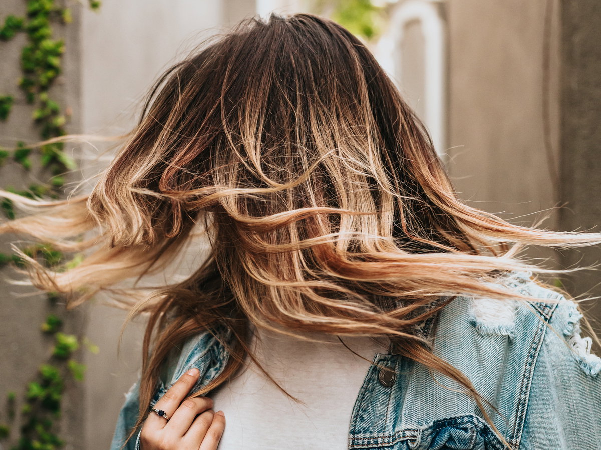 balayage-blond-haare-haarfarbe-haare-färben-ombre