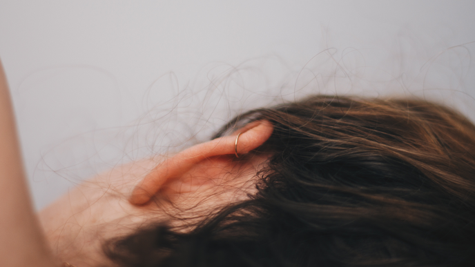 Wir sind über beide Ohren in diese Micro-Earrings verliebt
