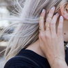 Trägst du diesen Schmuck, hast du garantiert schon morgen ein Date – denn Männer finden ihn an Frauen besonders sexy!