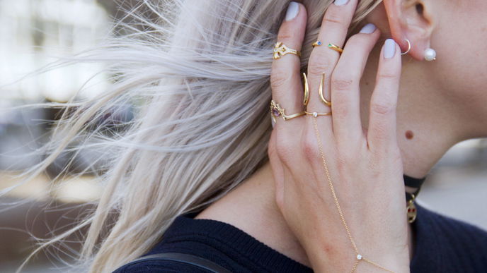 Trägst du diesen Schmuck, hast du garantiert schon morgen ein Date – denn Männer finden ihn an Frauen besonders sexy!