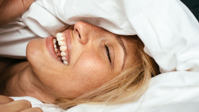 Darum sind 8 Stunden Schlaf besser als jede Collagen Behandlung!