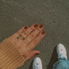 Maple Brown Nails: Das macht die cozy Herbst-Maniküre aus