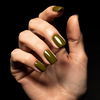 Olive Green Nails wirken im Herbst 2026 besonders edel