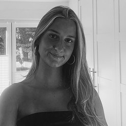 Julia Karaula Autorenprofil von Julia