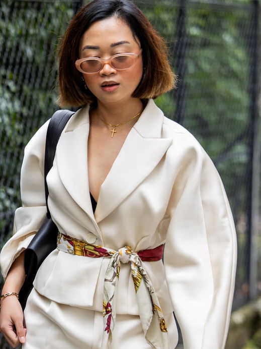 Foulard: Das vielseitige Accessoire lässt jedes Outfit sofort teuer aussehen
